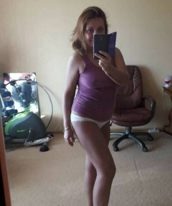 💋 Со мной ты сможешь отдохнуть с душой и телом, получить настоящее наслаждение от моих нежных прикосновений. Я гарантирую тебе интимные моменты, которые запомнятся на всю жизнь.
💎 Ты можешь посмотреть мои фото, чтобы убедиться в моей красоте и сексапильности. Мои клиенты всегда оставляют положительные отзывы обо мне и моей работе. Я делаю все, чтобы каждая встреча была особенной.
🌃 Живу и принимаю в Москве. Звони, и мы вместе проведем незабываемое время, полное страсти и удовольствия. Ты заслуживаешь быть счастливым, и я помогу тебе в этом! Ксюша